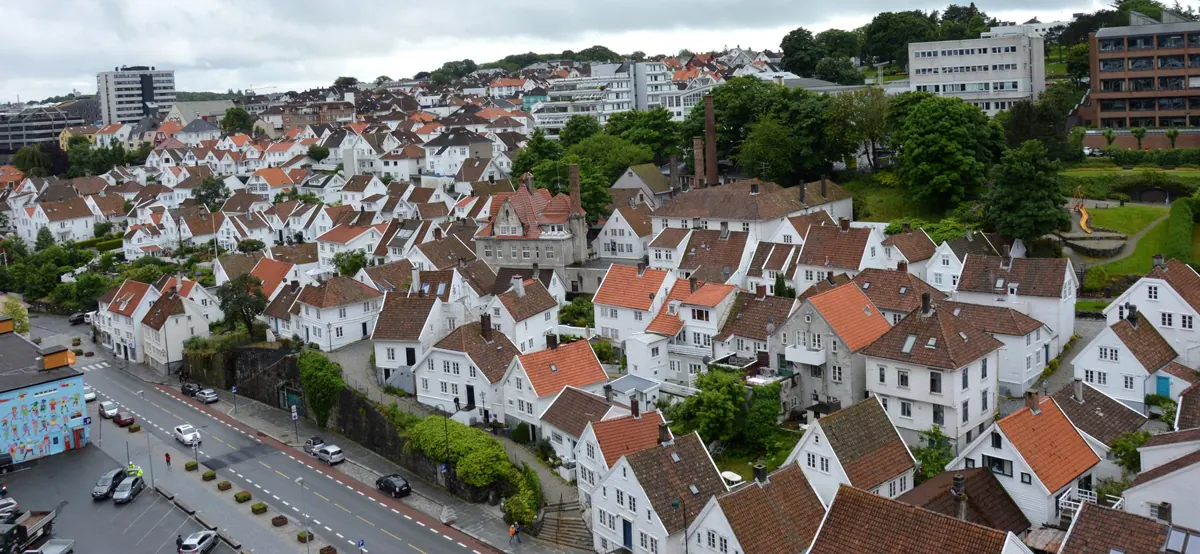 Gamle Stavanger als günstiger Stadtweg auf einer Norwegen-Kreuzfahrt.